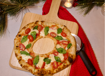 Spinach, Cherry Tomato & Mozzarella Christmas Pizza